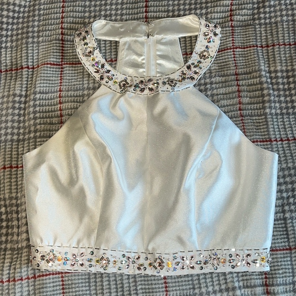 BEE DARLIN Womens White Front Sleeveless Party Crop Top